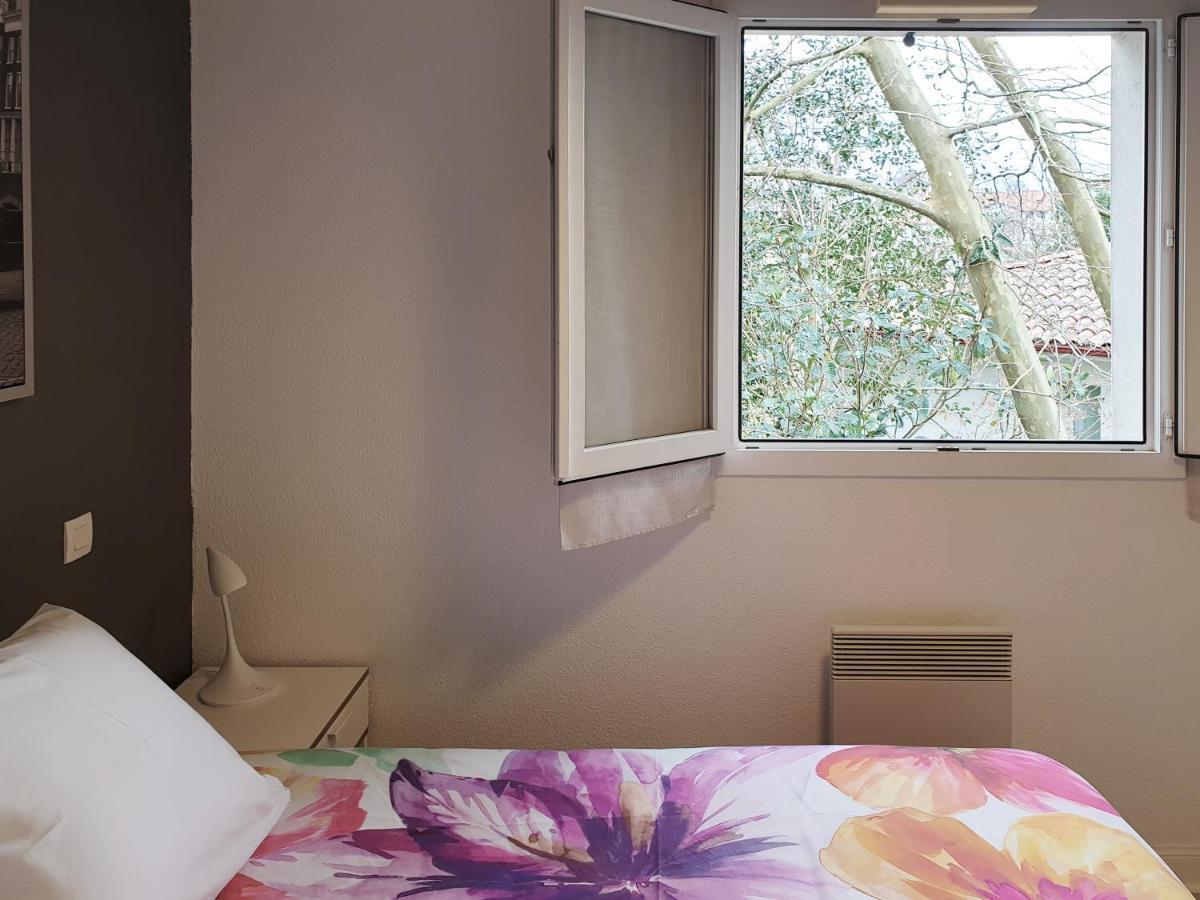 Saskoenea Apartment อองดาเย ภายนอก รูปภาพ