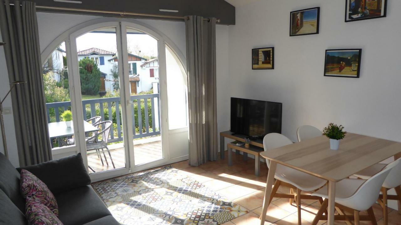Saskoenea Apartment อองดาเย ภายนอก รูปภาพ